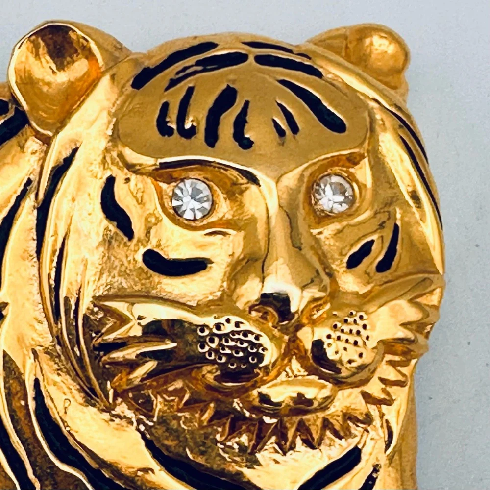 Vintage Gold Tiger Belt Buckle Signed “Ni © 95” Bold Statement Accessory